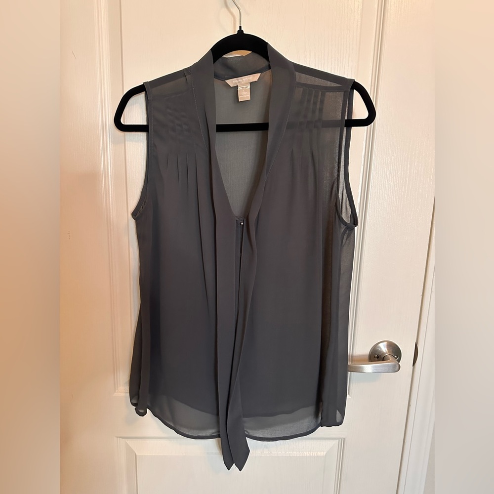 Excellent condition office wear!